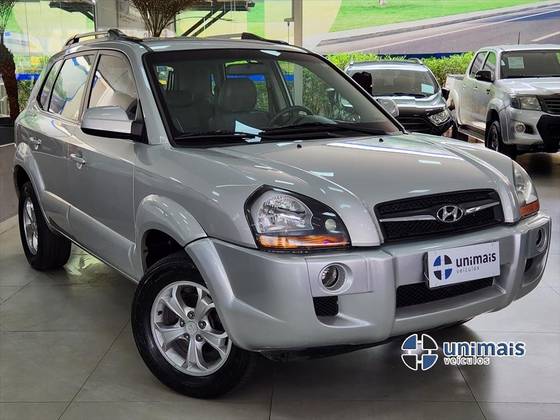HYUNDAI TUCSON 2.0 MPFI GLS 16V 143CV 2WD FLEX 4P AUTOMÁTICO HYUNDAI TUCSON 2.0 MPFI GLS 16V 143CV 2WD FLEX 4P AUTOMÁTICO